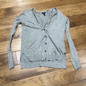 Medium Gap Cardigan